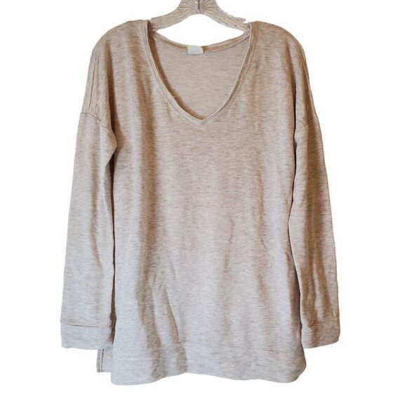 Tresics Women's Shirt Medium Beige Distressed V Neck Long Sleeve - Picture 1 of 4